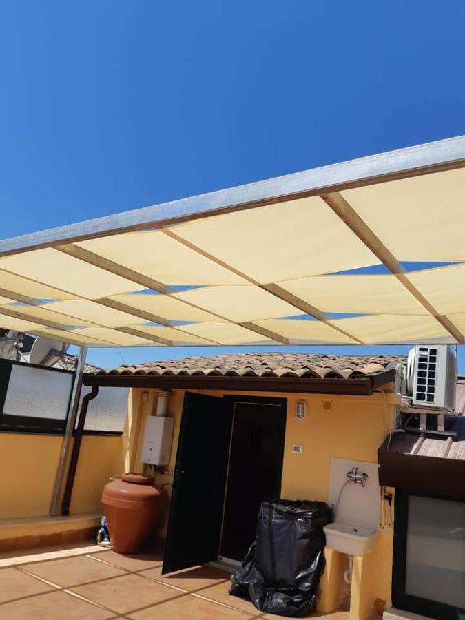 Charme In Aci Castello Apartment Exterior foto